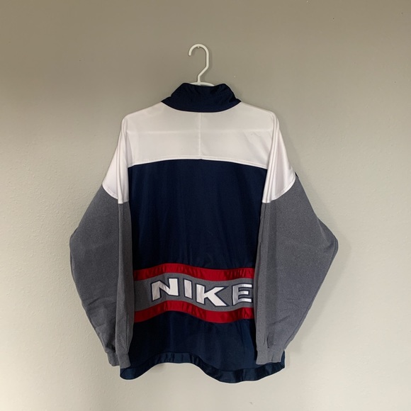 Rare Nike jacket - Picture 2 of 3